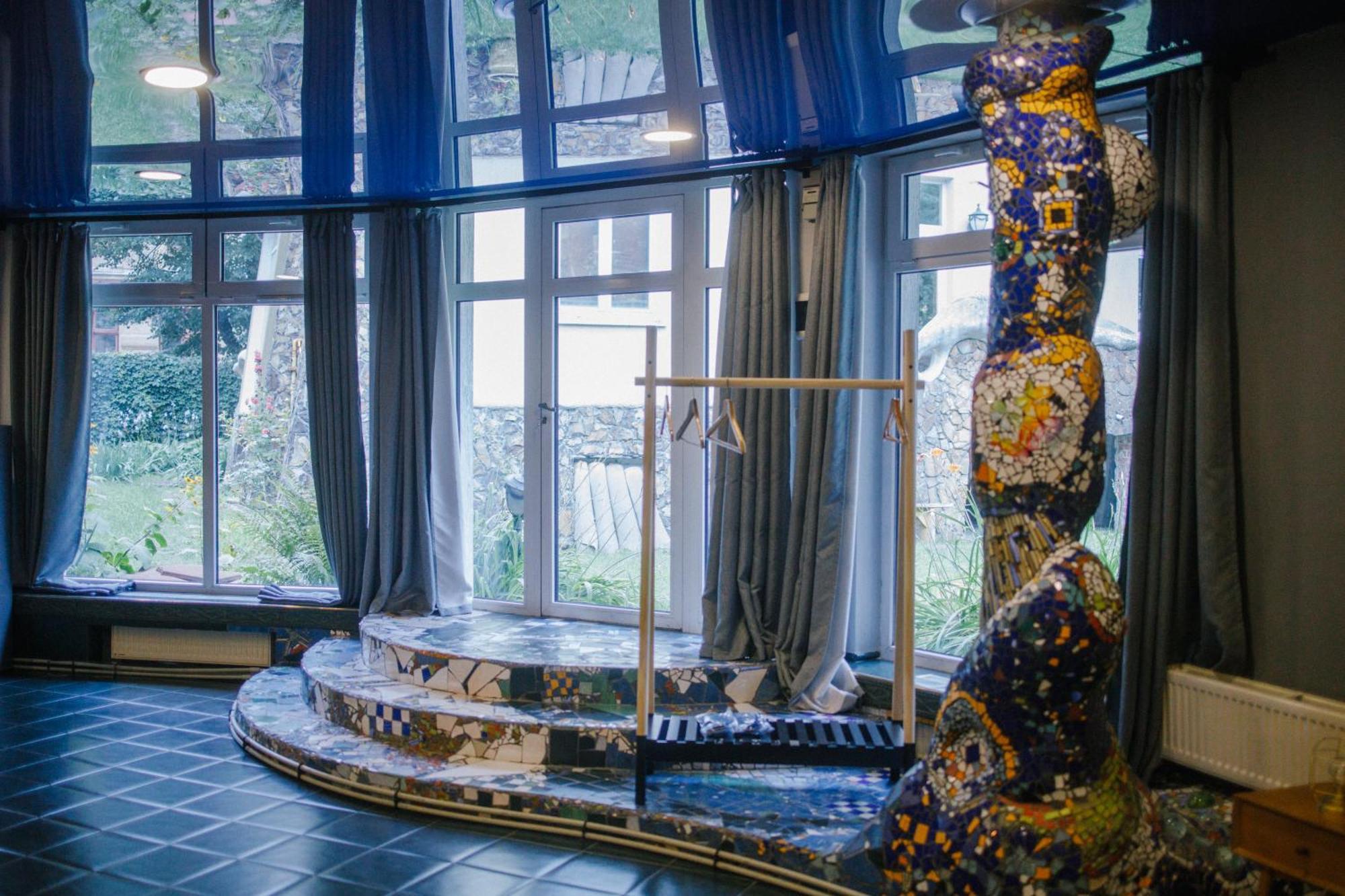 Gaudi Apartment In Lemberg Exterior foto